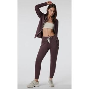 New Vuori Performance Jogger Women's DreamKnit Joggers in Elderberry Heather XS